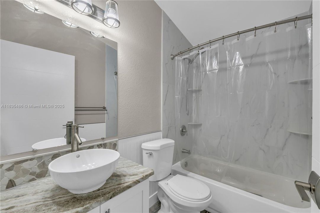 For Sale: $608,000 (3 beds, 2 baths, 1700 Square Feet)