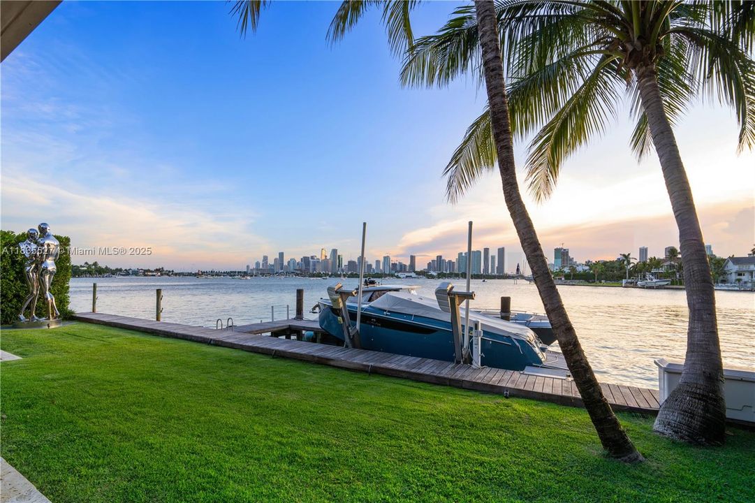 For Sale: $38,000,000 (5 beds, 5 baths, 7890 Square Feet)