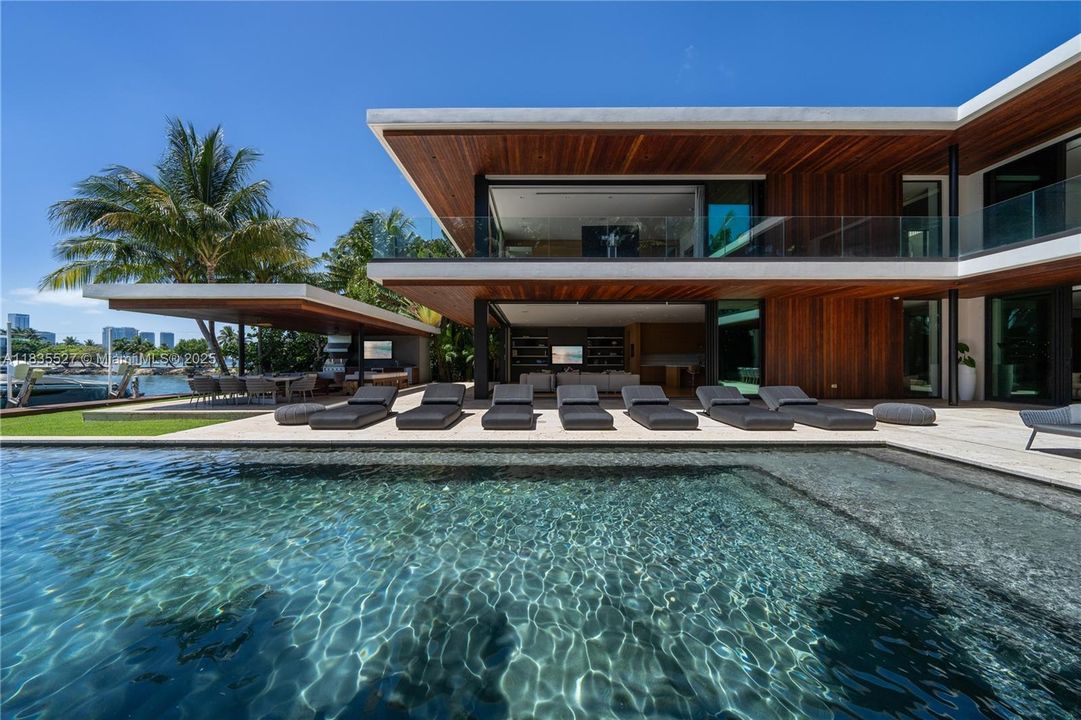 For Sale: $38,000,000 (5 beds, 5 baths, 7890 Square Feet)