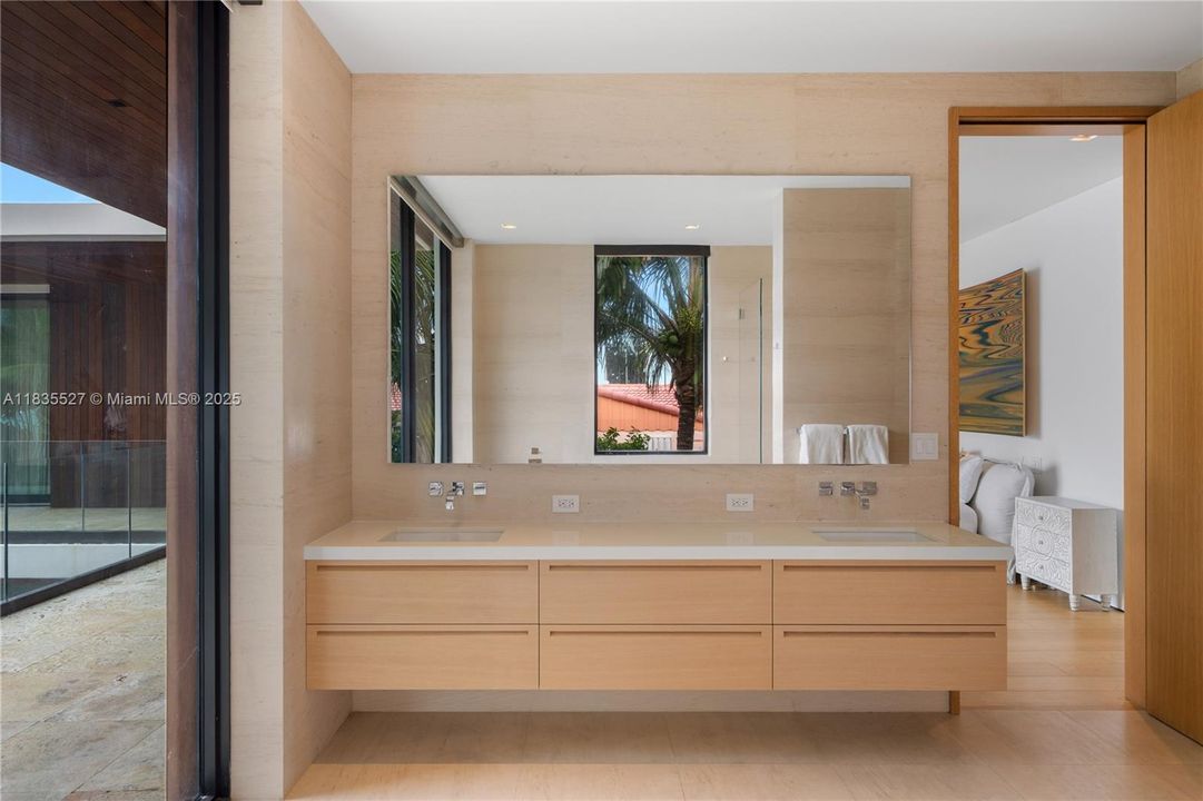 For Sale: $38,000,000 (5 beds, 5 baths, 7890 Square Feet)