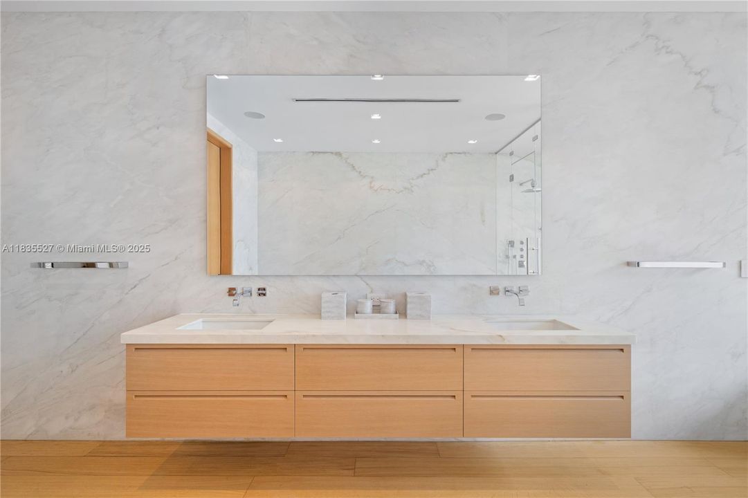 For Sale: $38,000,000 (5 beds, 5 baths, 7890 Square Feet)