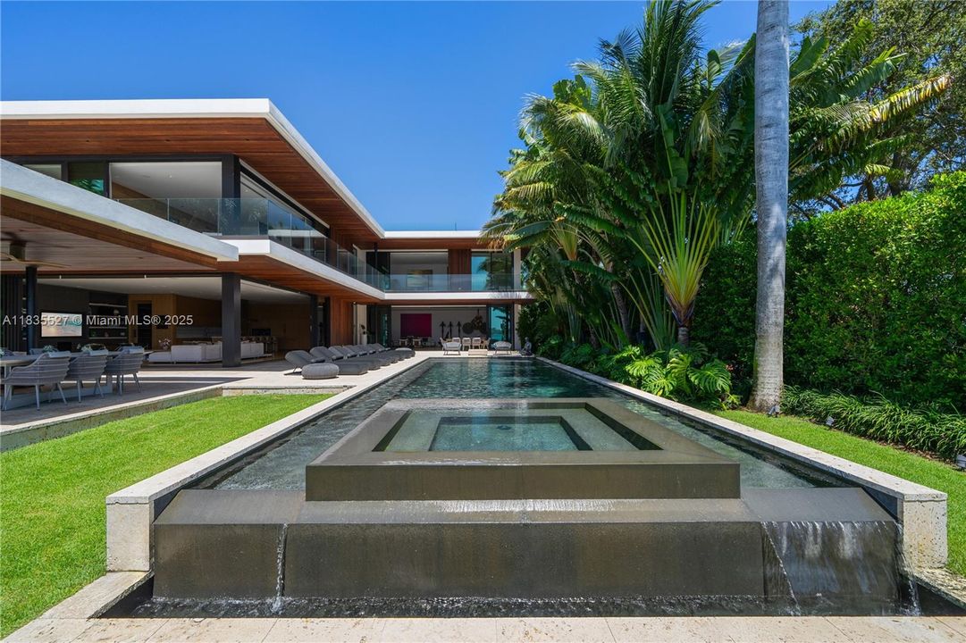 For Sale: $38,000,000 (5 beds, 5 baths, 7890 Square Feet)