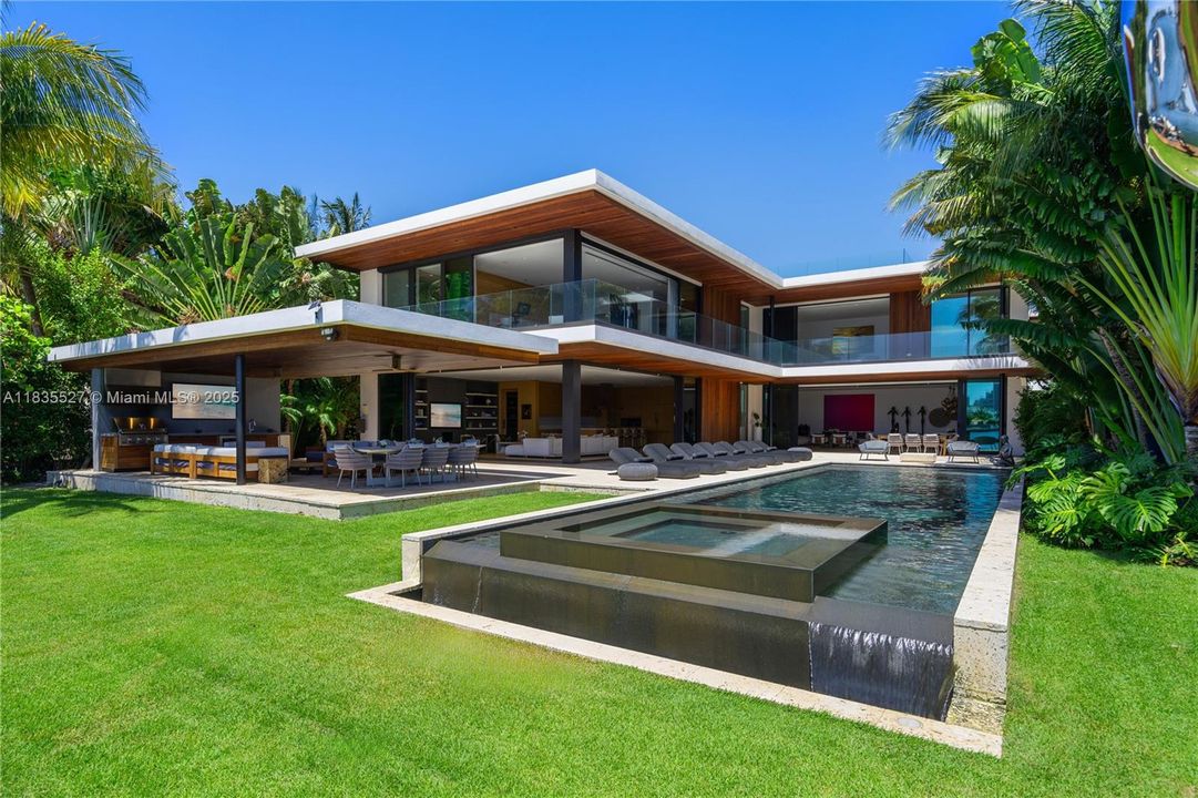 For Sale: $38,000,000 (5 beds, 5 baths, 7890 Square Feet)