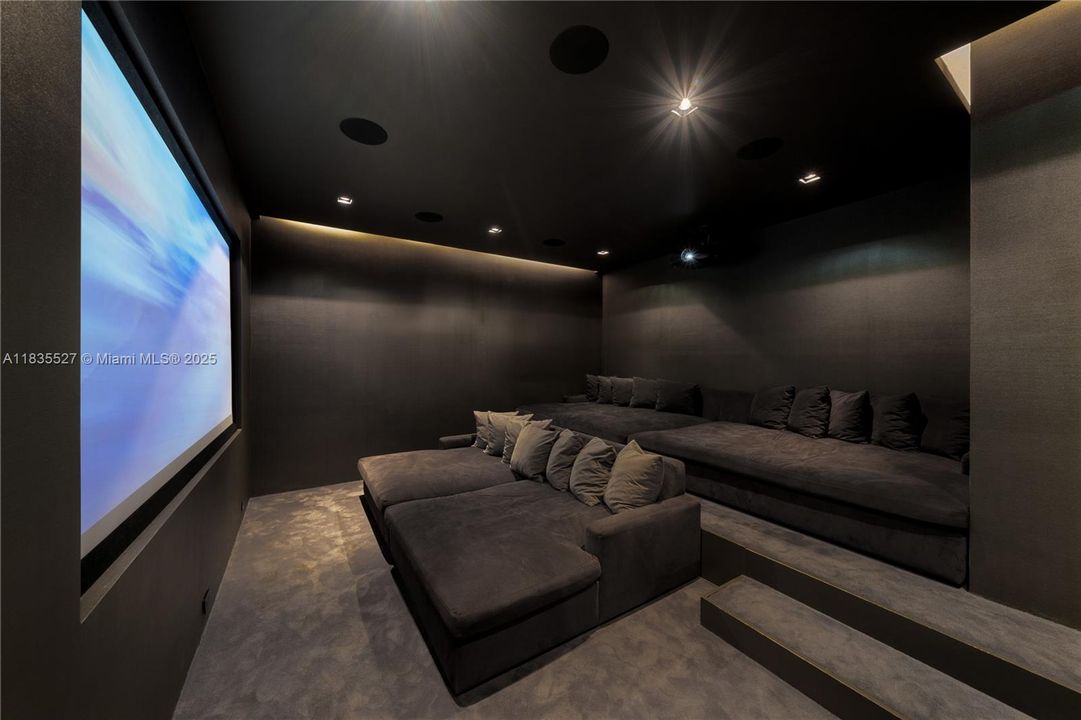 For Sale: $38,000,000 (5 beds, 5 baths, 7890 Square Feet)