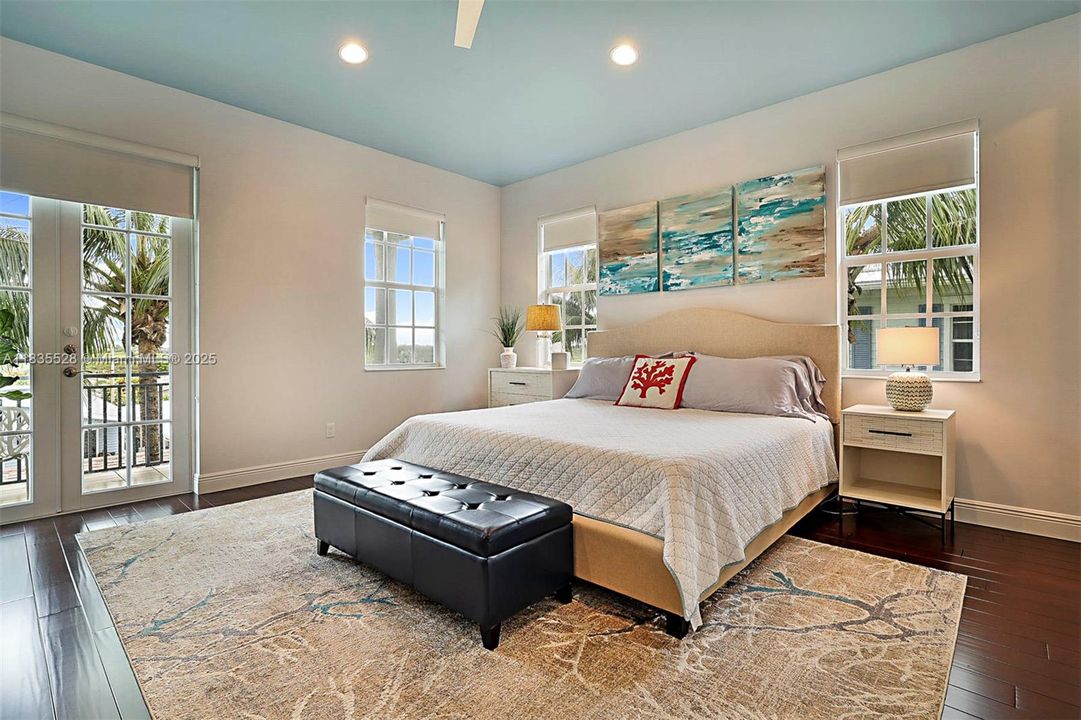 En Venta: $1,175,000 (3 camas, 2 baños, 2058 Pies cuadrados)