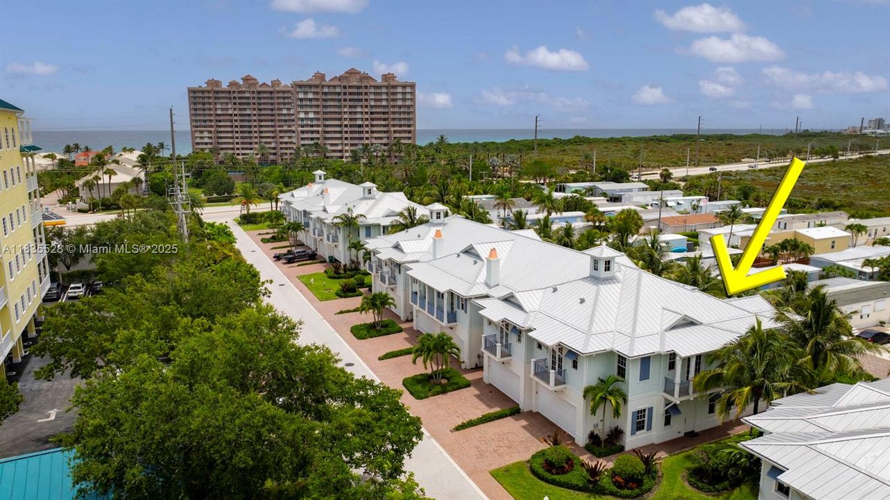 En Venta: $1,175,000 (3 camas, 2 baños, 2058 Pies cuadrados)