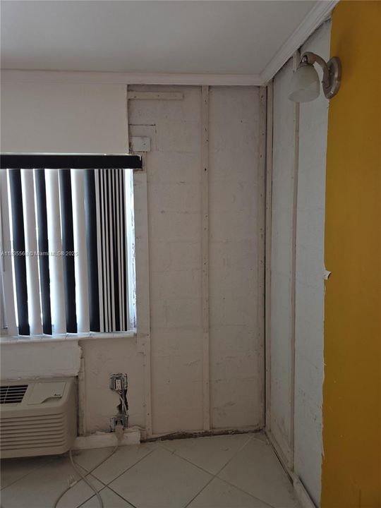 最近售出: $145,000 (0 贝兹, 1 浴室, 468 平方英尺)