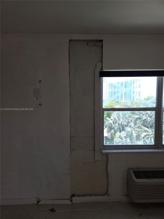 最近售出: $145,000 (0 贝兹, 1 浴室, 468 平方英尺)