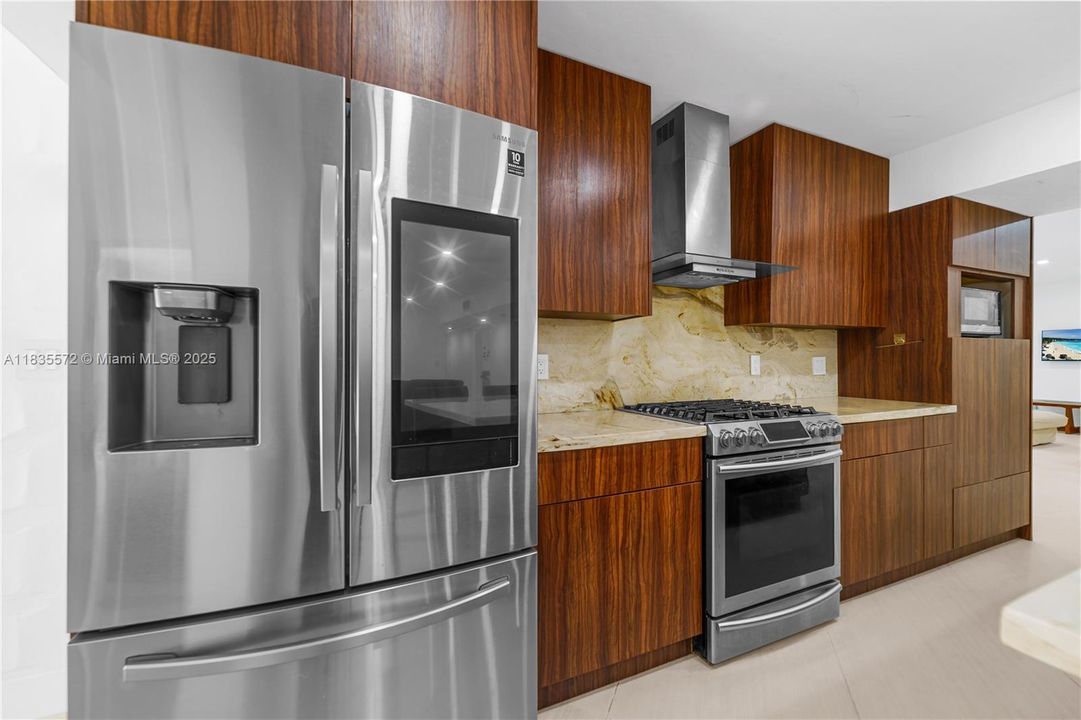 For Sale: $1,449,999 (4 beds, 3 baths, 2875 Square Feet)
