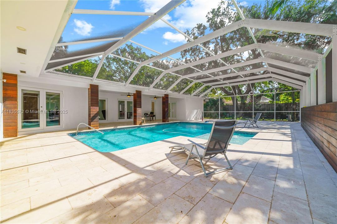 For Sale: $1,449,999 (4 beds, 3 baths, 2875 Square Feet)