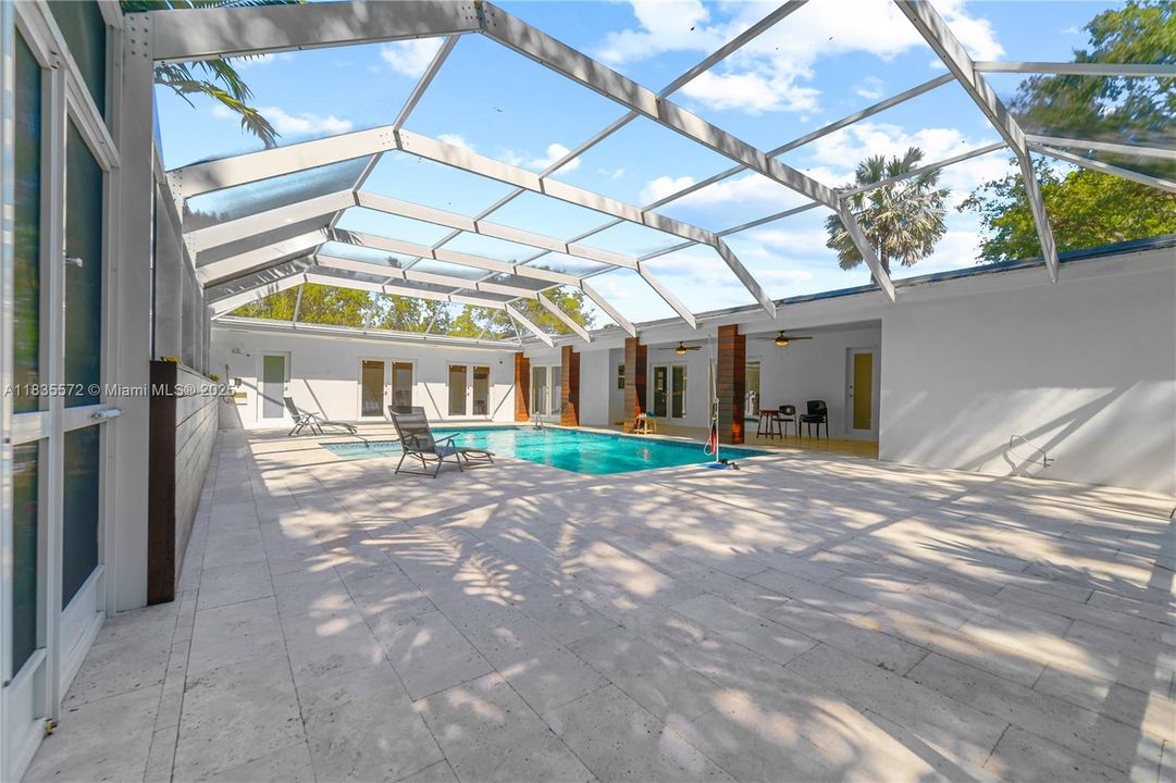 For Sale: $1,449,999 (4 beds, 3 baths, 2875 Square Feet)
