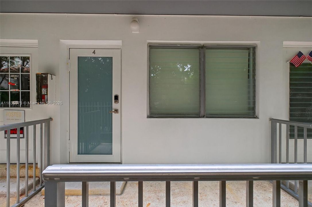 Recently Sold: $195,000 (0 beds, 1 baths, 400 Square Feet)