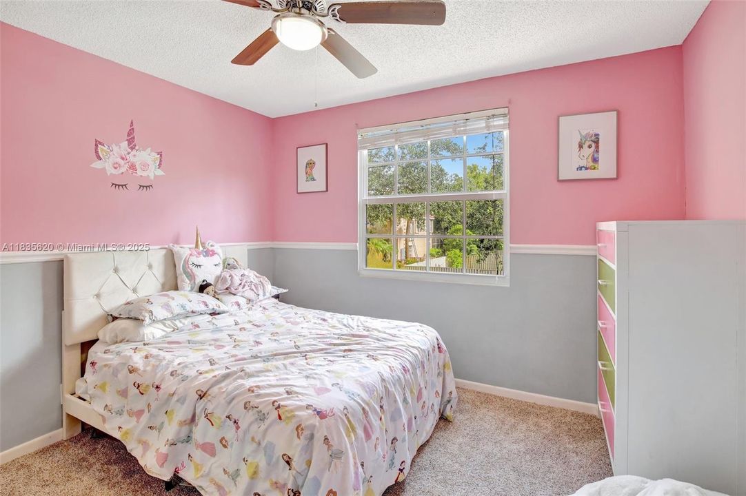 Vendido Recientemente: $499,000 (3 camas, 2 baños, 1572 Pies cuadrados)