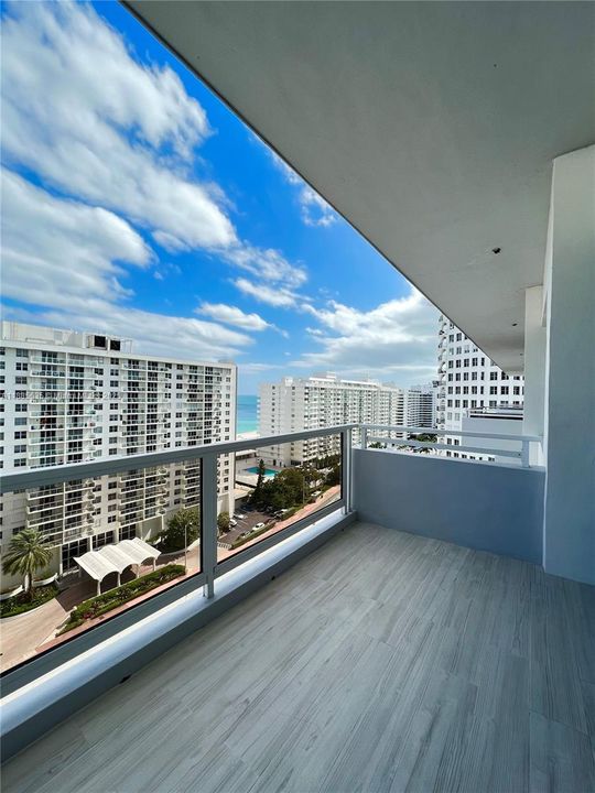 На продажу: $560,000 (2 спален, 2 ванн, 1030 Квадратных фут)