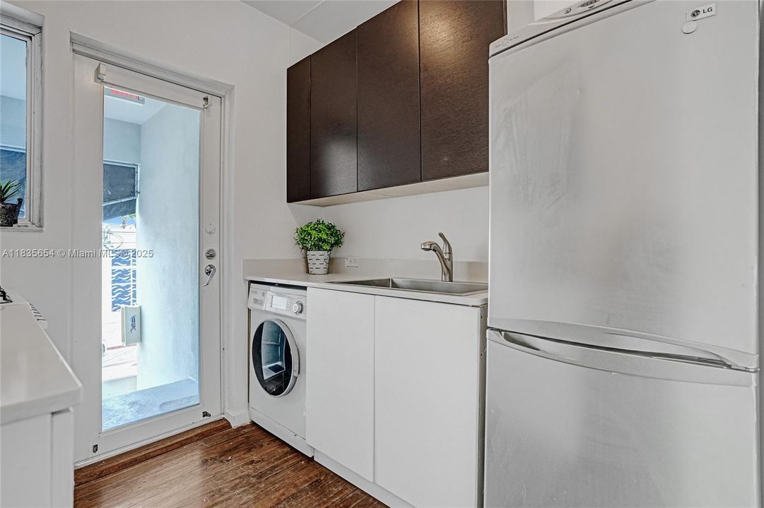 На продажу: $299,000 (1 спален, 1 ванн, 682 Квадратных фут)