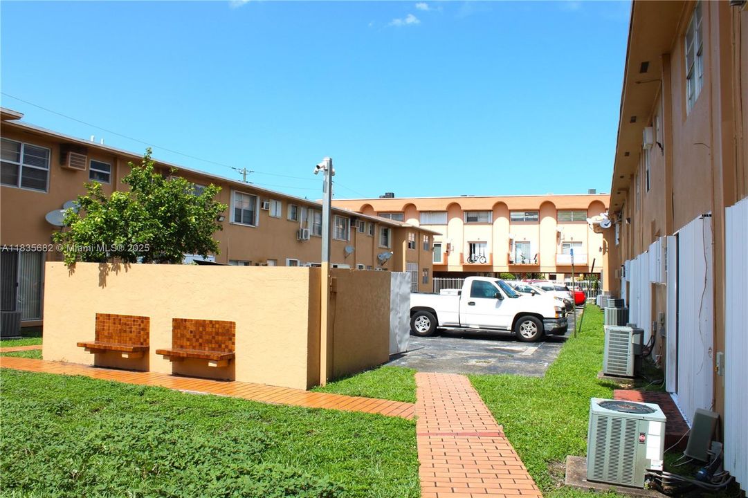 En Venta: $191,999 (1 camas, 1 baños, 591 Pies cuadrados)