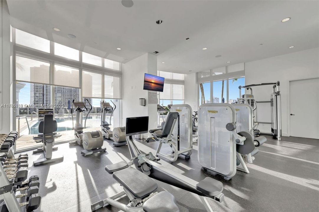 待售: $1,900,000 (3 贝兹, 3 浴室, 2235 平方英尺)