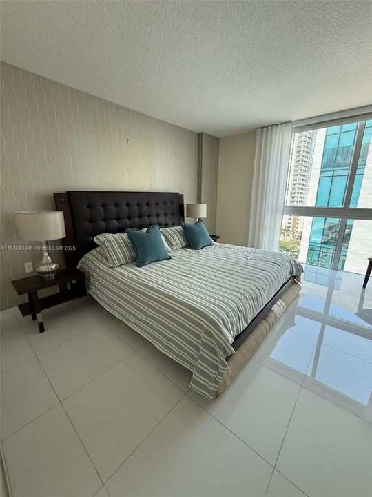 待售: $795,000 (3 贝兹, 2 浴室, 1447 平方英尺)