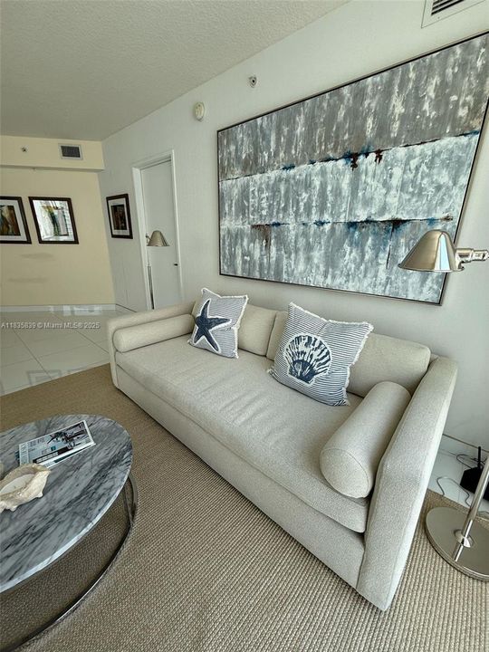 待售: $795,000 (3 贝兹, 2 浴室, 1447 平方英尺)