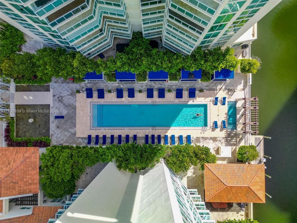 待售: $795,000 (3 贝兹, 2 浴室, 1447 平方英尺)