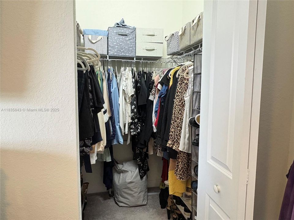 For Sale: $510,000 (3 beds, 2 baths, 1412 Square Feet)