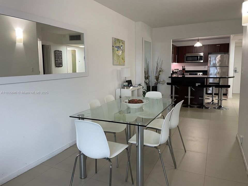 For Sale: $799,000 (0 beds, 1 baths, 760 Square Feet)