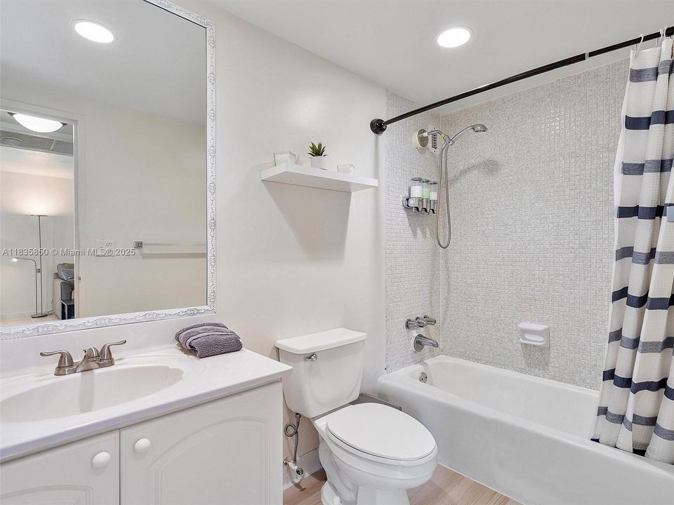 En Venta: $430,000 (1 camas, 1 baños, 789 Pies cuadrados)