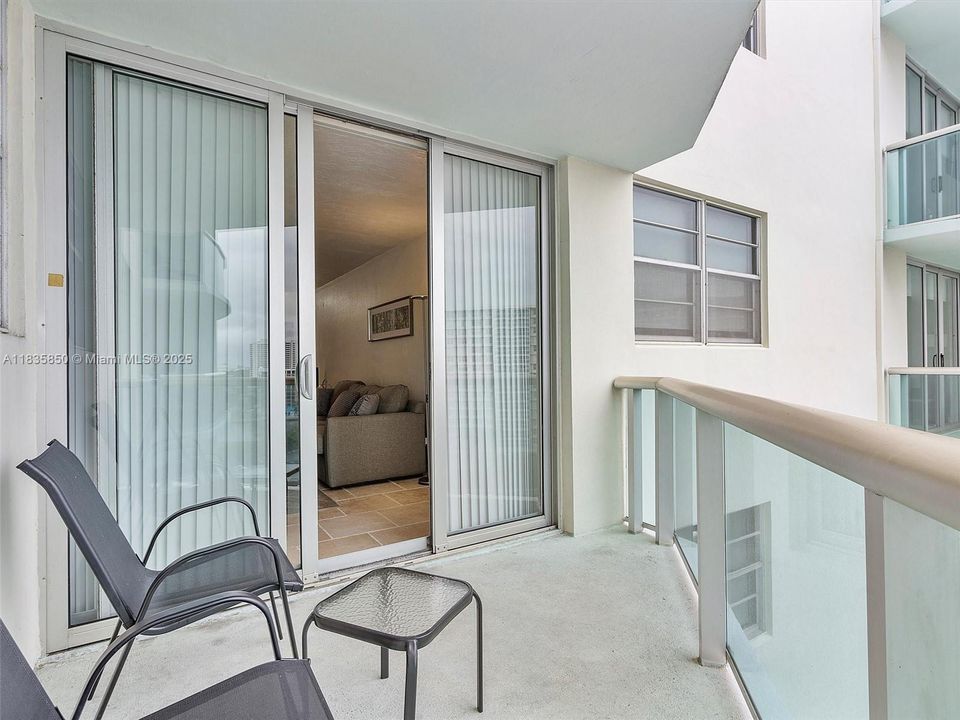 En Venta: $430,000 (1 camas, 1 baños, 789 Pies cuadrados)