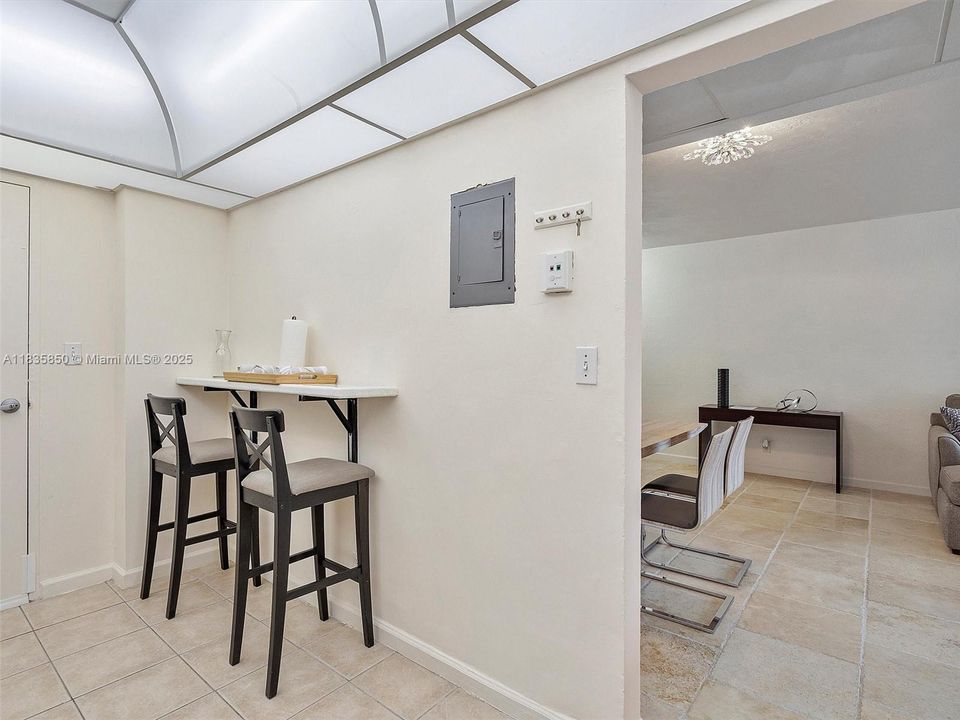 En Venta: $430,000 (1 camas, 1 baños, 789 Pies cuadrados)