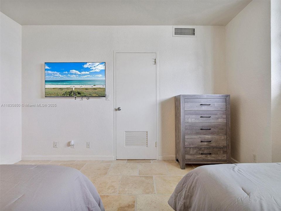 En Venta: $430,000 (1 camas, 1 baños, 789 Pies cuadrados)