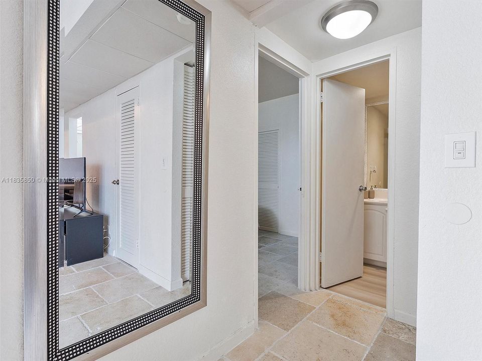 En Venta: $430,000 (1 camas, 1 baños, 789 Pies cuadrados)