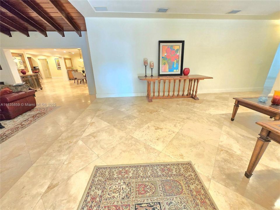 Active With Contract: $2,679,000 (4 beds, 4 baths, 4064 Square Feet)