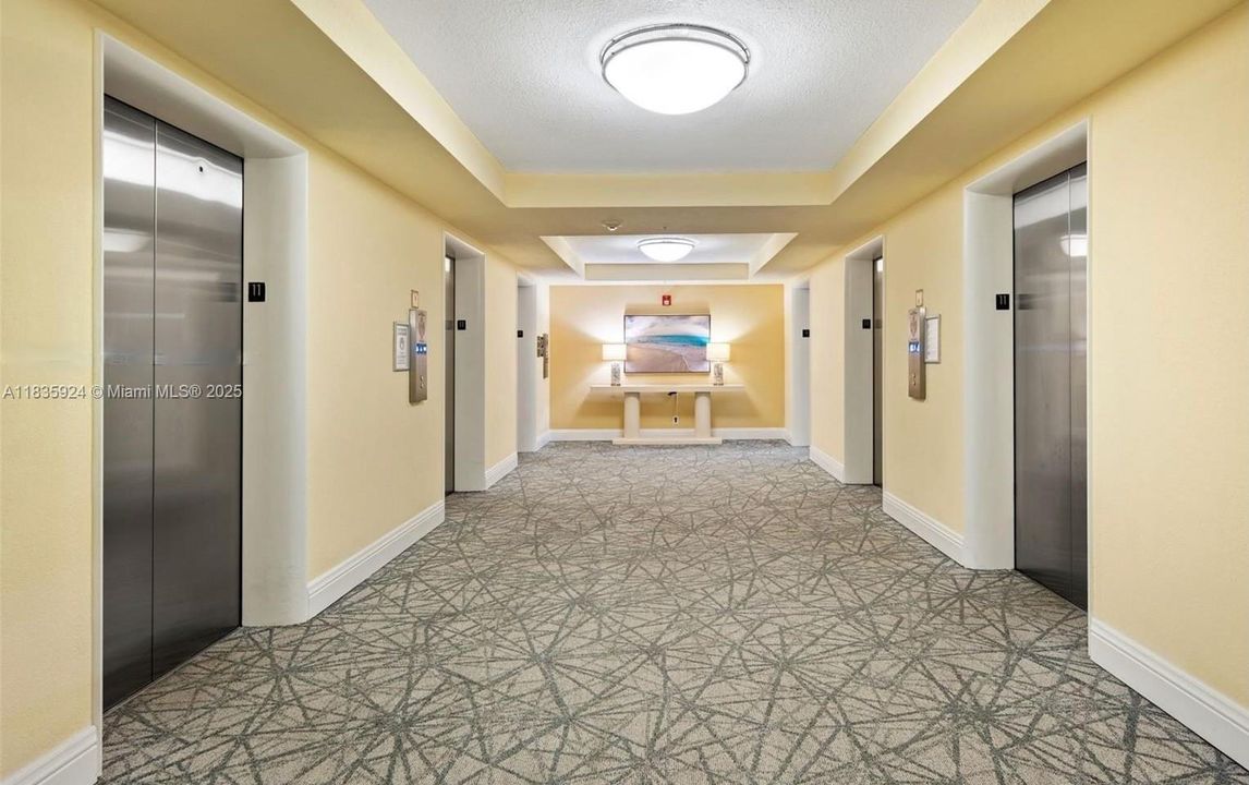 En Venta: $226,000 (0 camas, 1 baños, 590 Pies cuadrados)