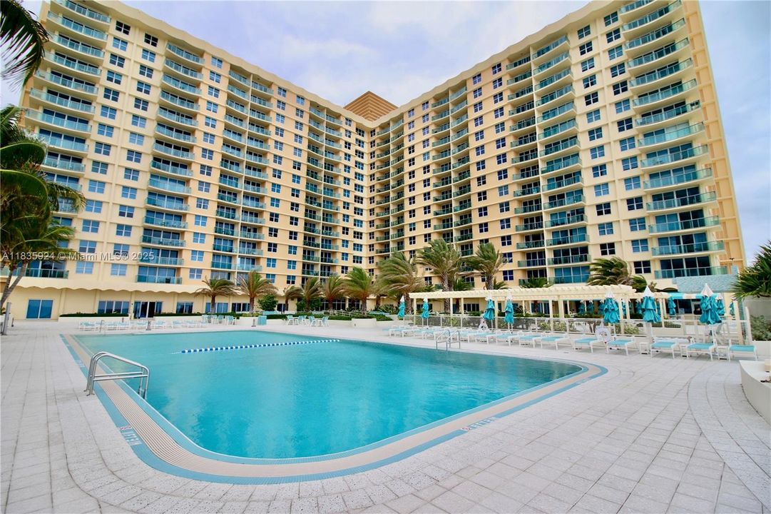 En Venta: $226,000 (0 camas, 1 baños, 590 Pies cuadrados)