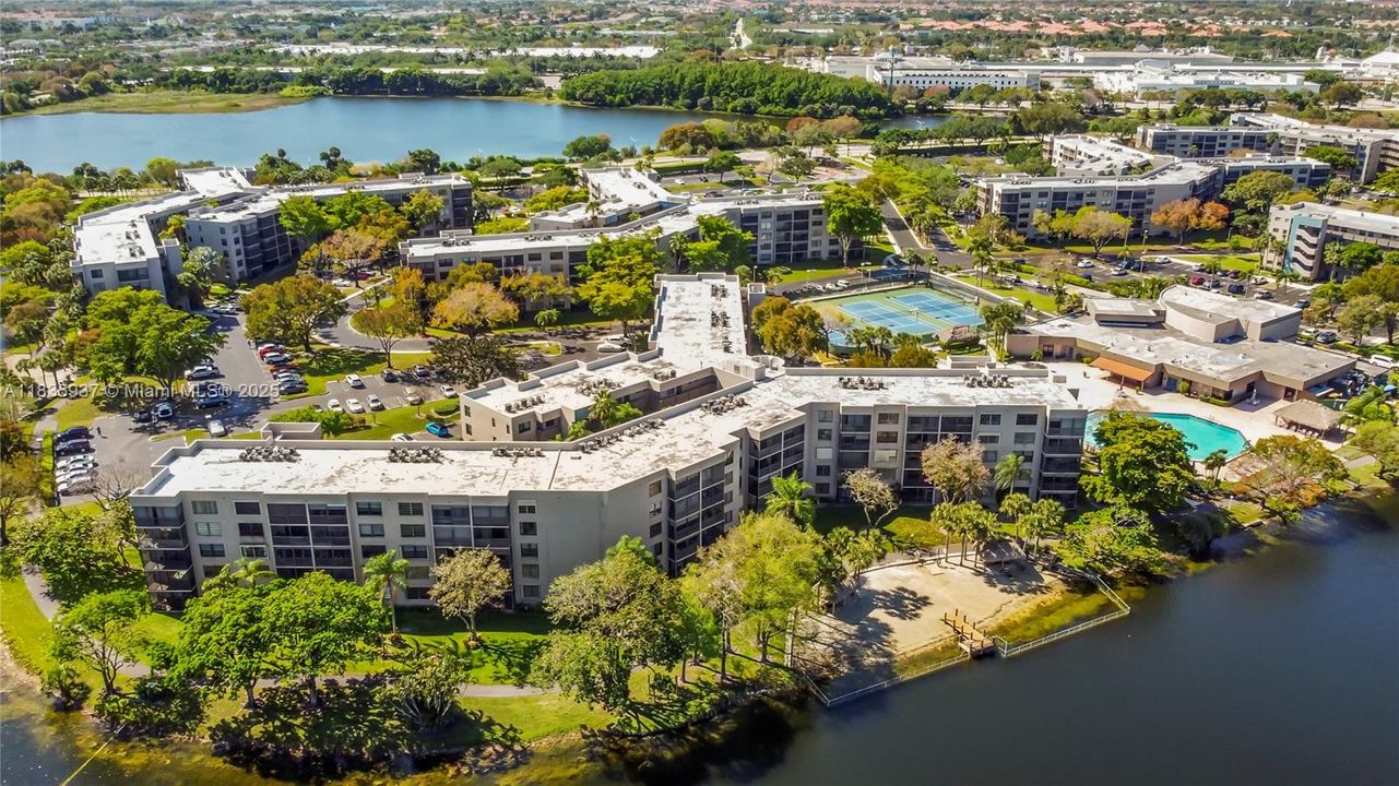 Activo con contrato: $149,000 (2 camas, 2 baños, 852 Pies cuadrados)