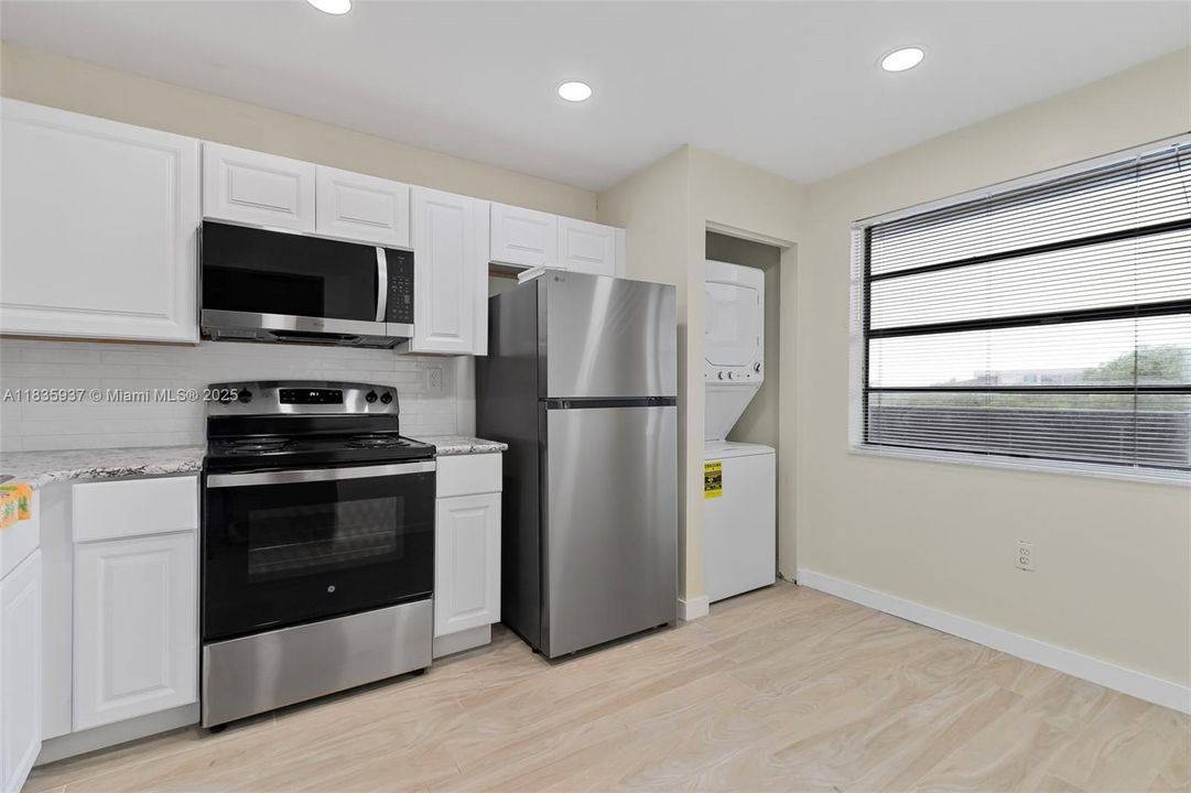 Activo con contrato: $149,000 (2 camas, 2 baños, 852 Pies cuadrados)