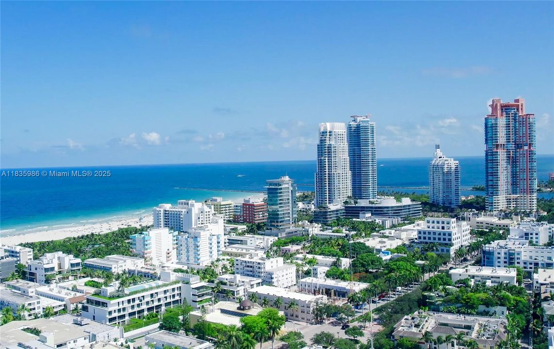 Recently Sold: $285,000 (1 beds, 1 baths, 686 Square Feet)