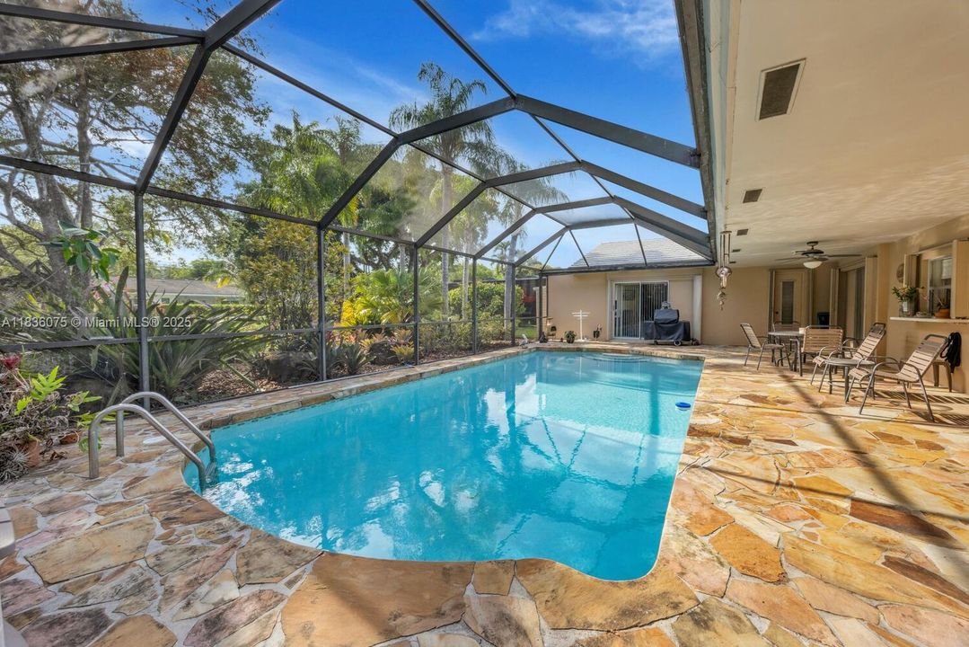 Recently Sold: $1,100,000 (4 beds, 2 baths, 2188 Square Feet)