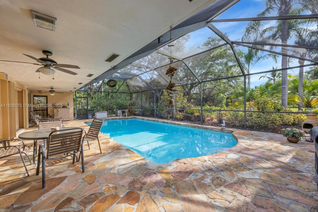 Recently Sold: $1,100,000 (4 beds, 2 baths, 2188 Square Feet)