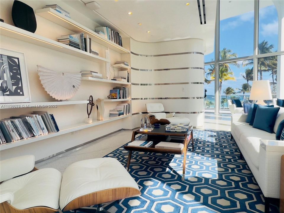 Недавно продано: $5,500,000 (3 спален, 4 ванн, 2913 Квадратных фут)