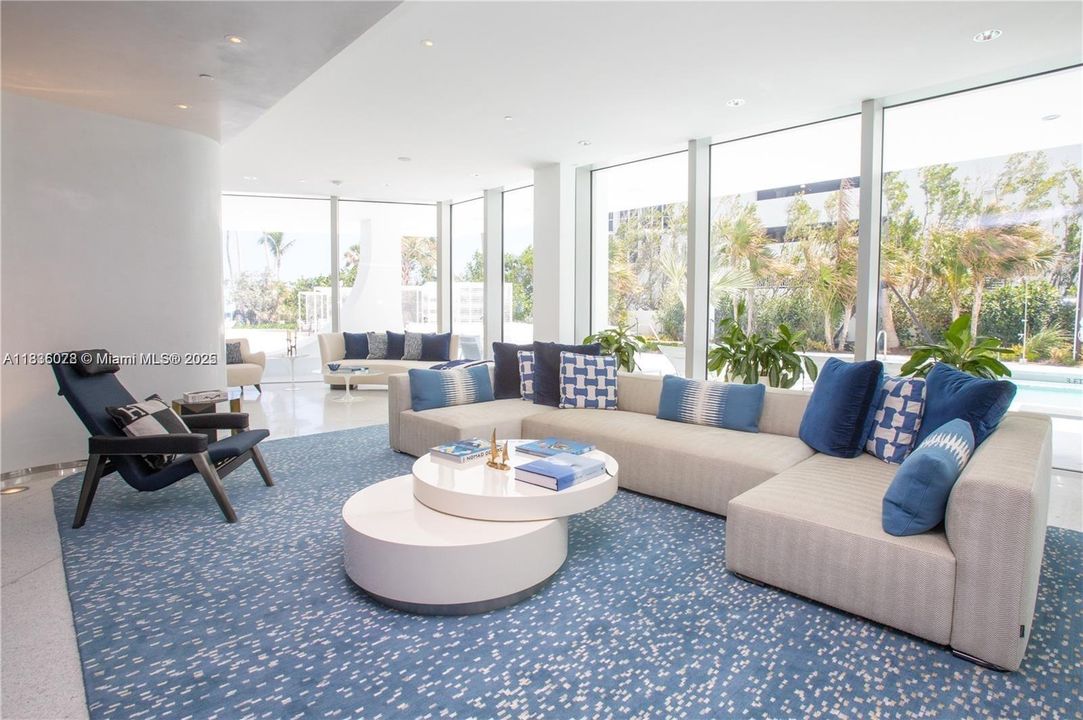 Недавно продано: $5,500,000 (3 спален, 4 ванн, 2913 Квадратных фут)