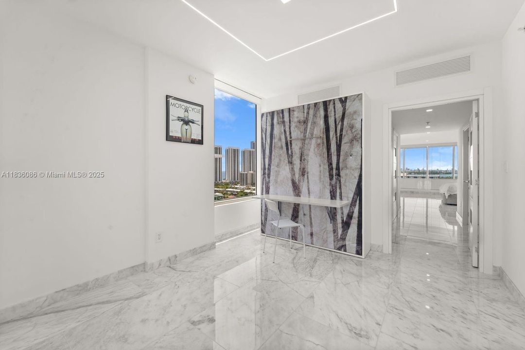 For Sale: $2,499,000 (4 beds, 4 baths, 3140 Square Feet)