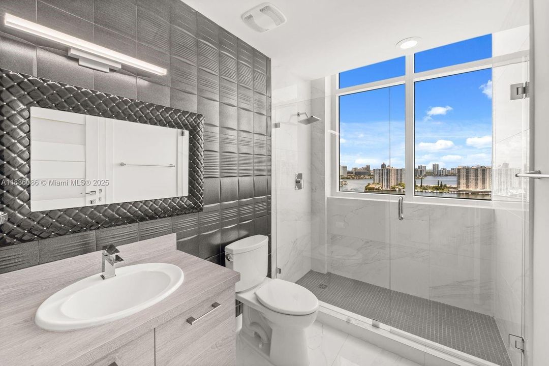 For Sale: $2,499,000 (4 beds, 4 baths, 3140 Square Feet)