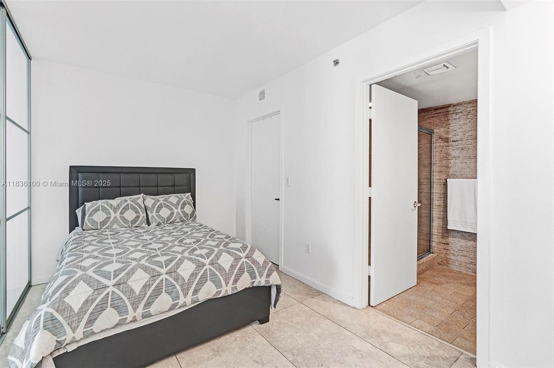 En Venta: $499,000 (2 camas, 2 baños, 1108 Pies cuadrados)