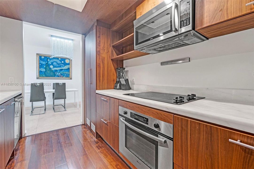 En Venta: $499,000 (2 camas, 2 baños, 1108 Pies cuadrados)