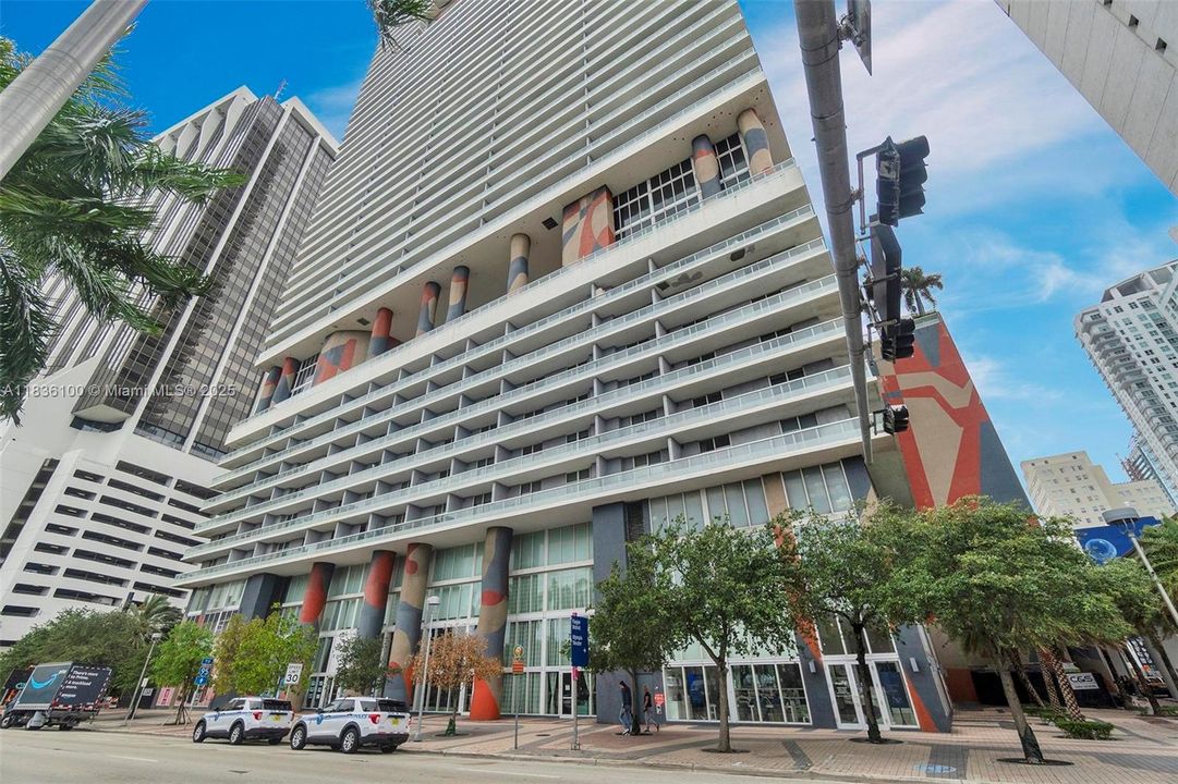 En Venta: $499,000 (2 camas, 2 baños, 1108 Pies cuadrados)