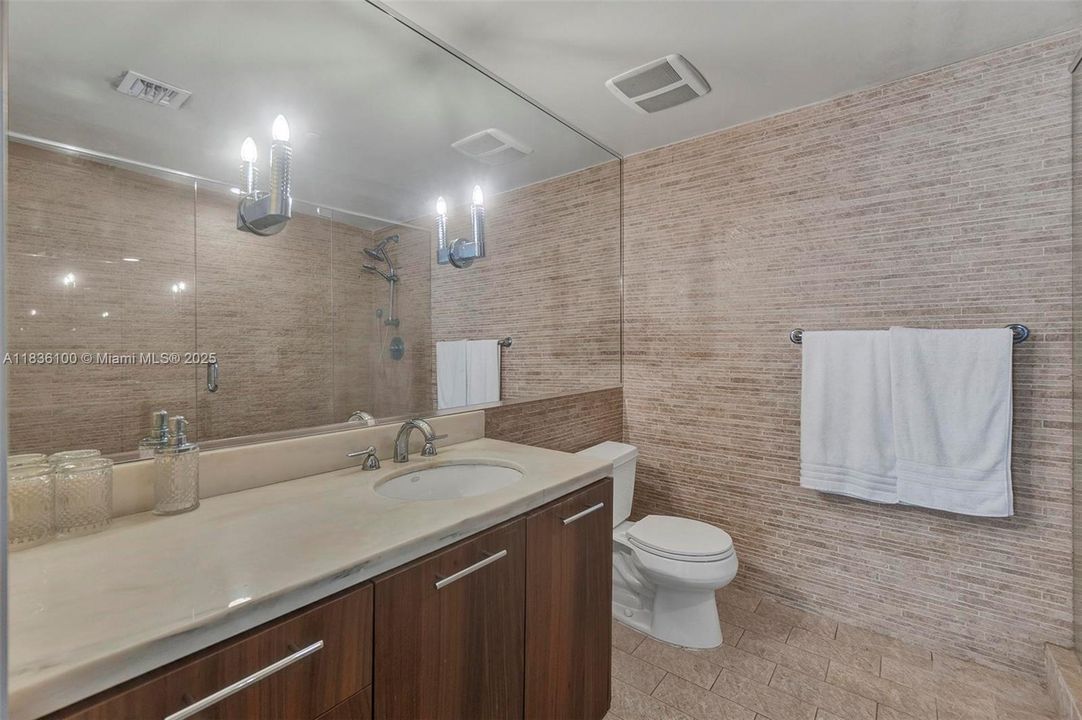 En Venta: $499,000 (2 camas, 2 baños, 1108 Pies cuadrados)