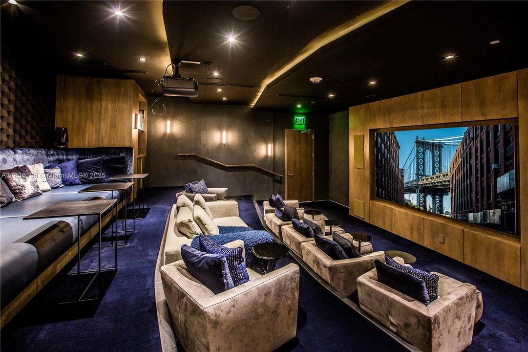 En Venta: $925,000 (2 camas, 3 baños, 1151 Pies cuadrados)