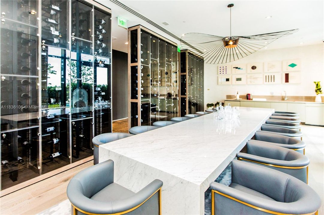 En Venta: $925,000 (2 camas, 3 baños, 1151 Pies cuadrados)