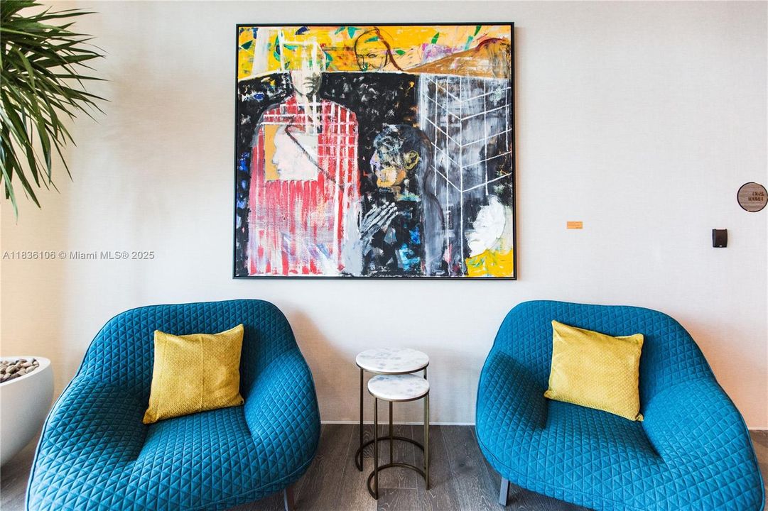 En Venta: $925,000 (2 camas, 3 baños, 1151 Pies cuadrados)